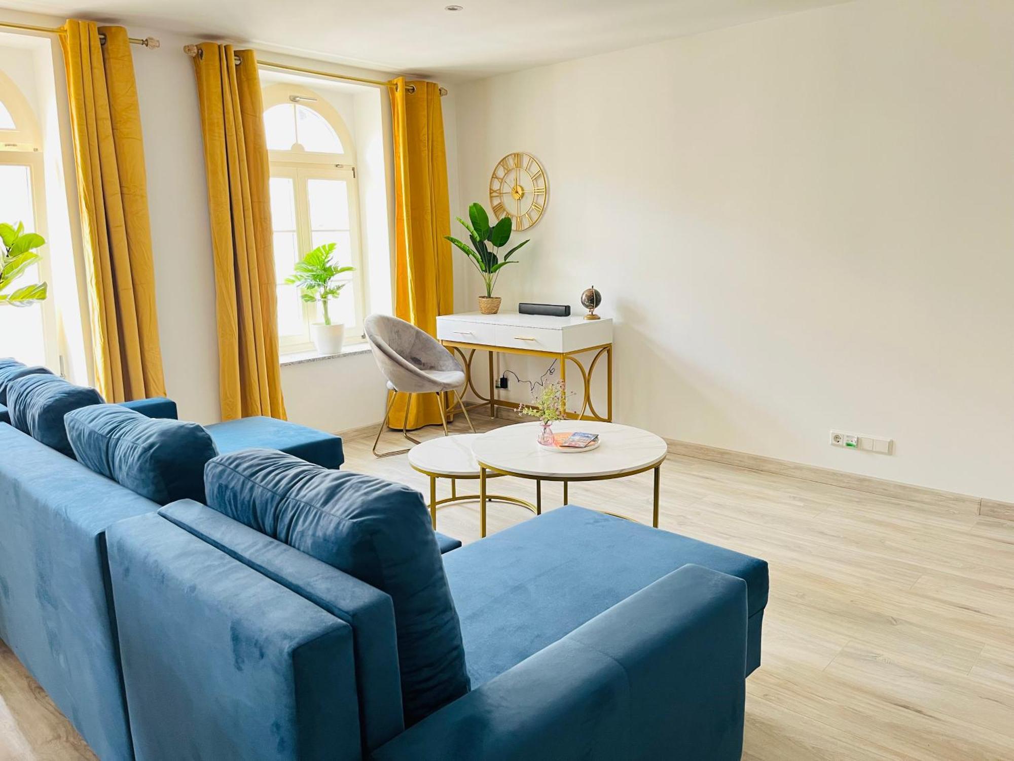 Filmap-Charmant-Modern-Zentral-Balkon-Beamer-Spieletisch 괴를리츠 외부 사진