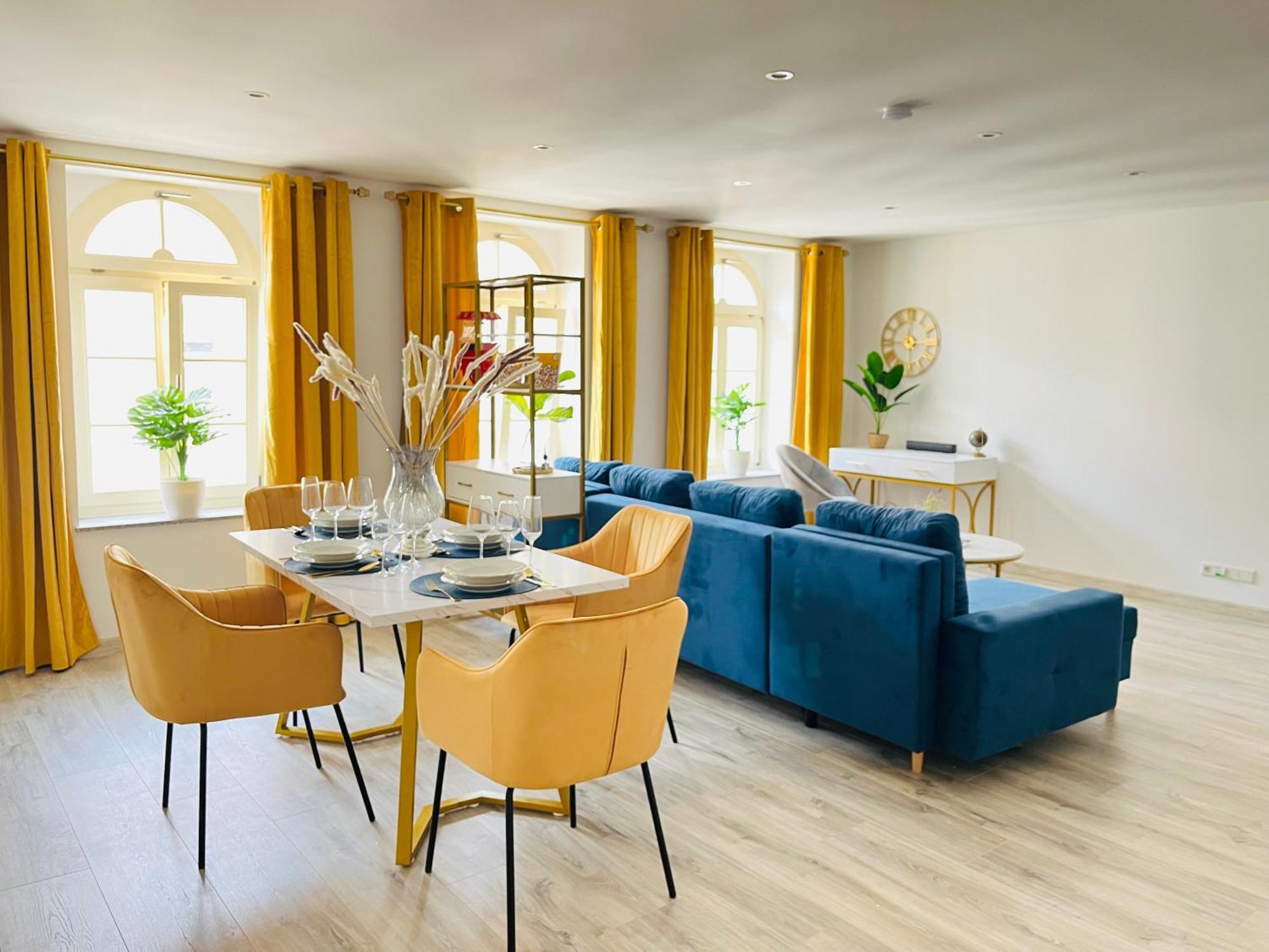 Filmap-Charmant-Modern-Zentral-Balkon-Beamer-Spieletisch 괴를리츠 외부 사진