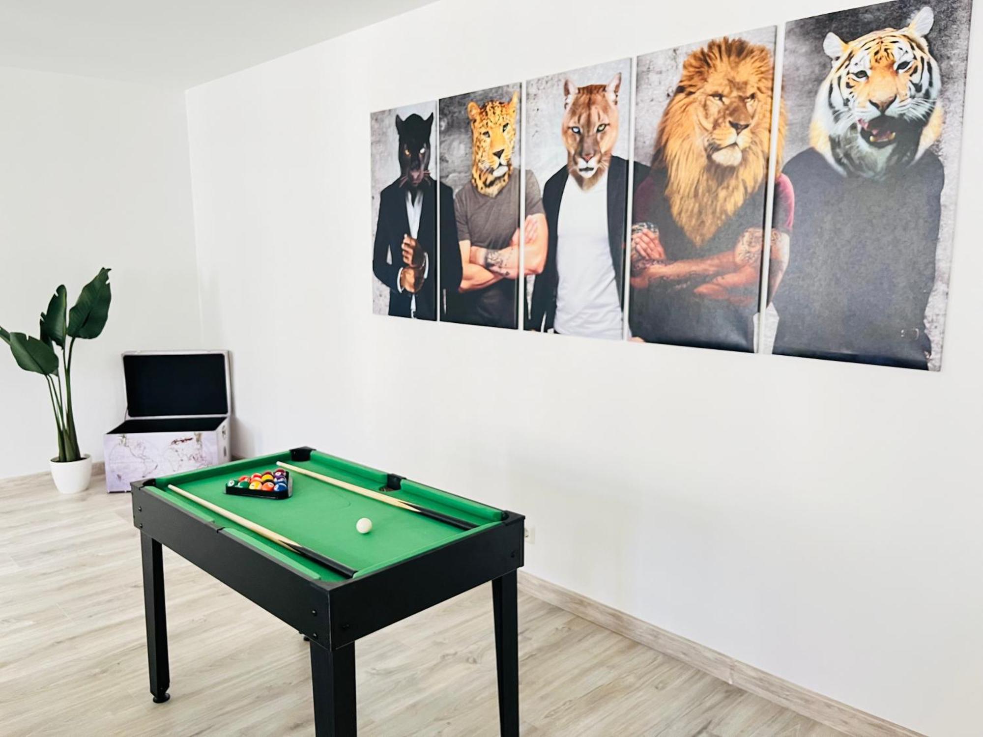 Filmap-Charmant-Modern-Zentral-Balkon-Beamer-Spieletisch 괴를리츠 외부 사진
